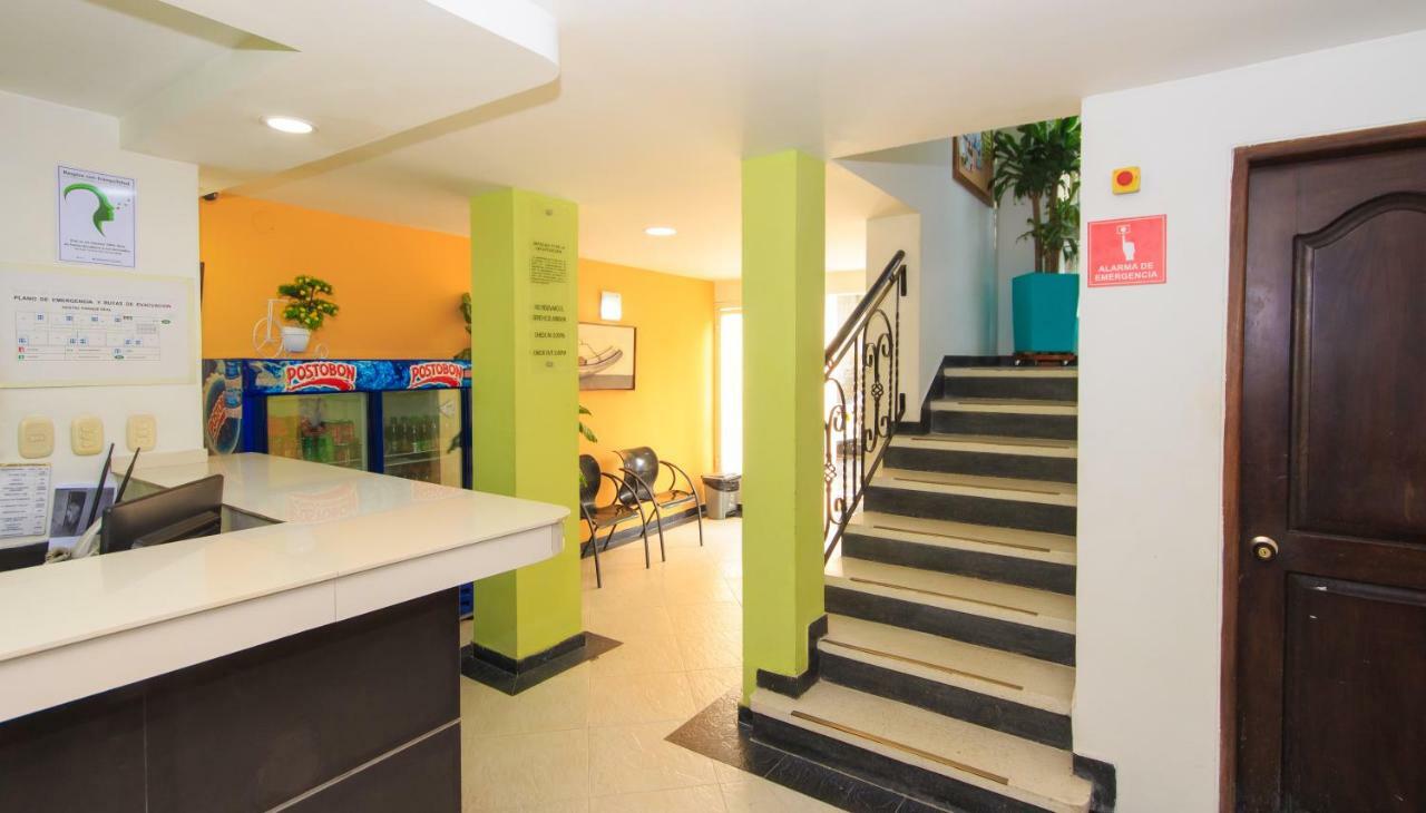 Hotel Marovi Санта-Марта Экстерьер фото