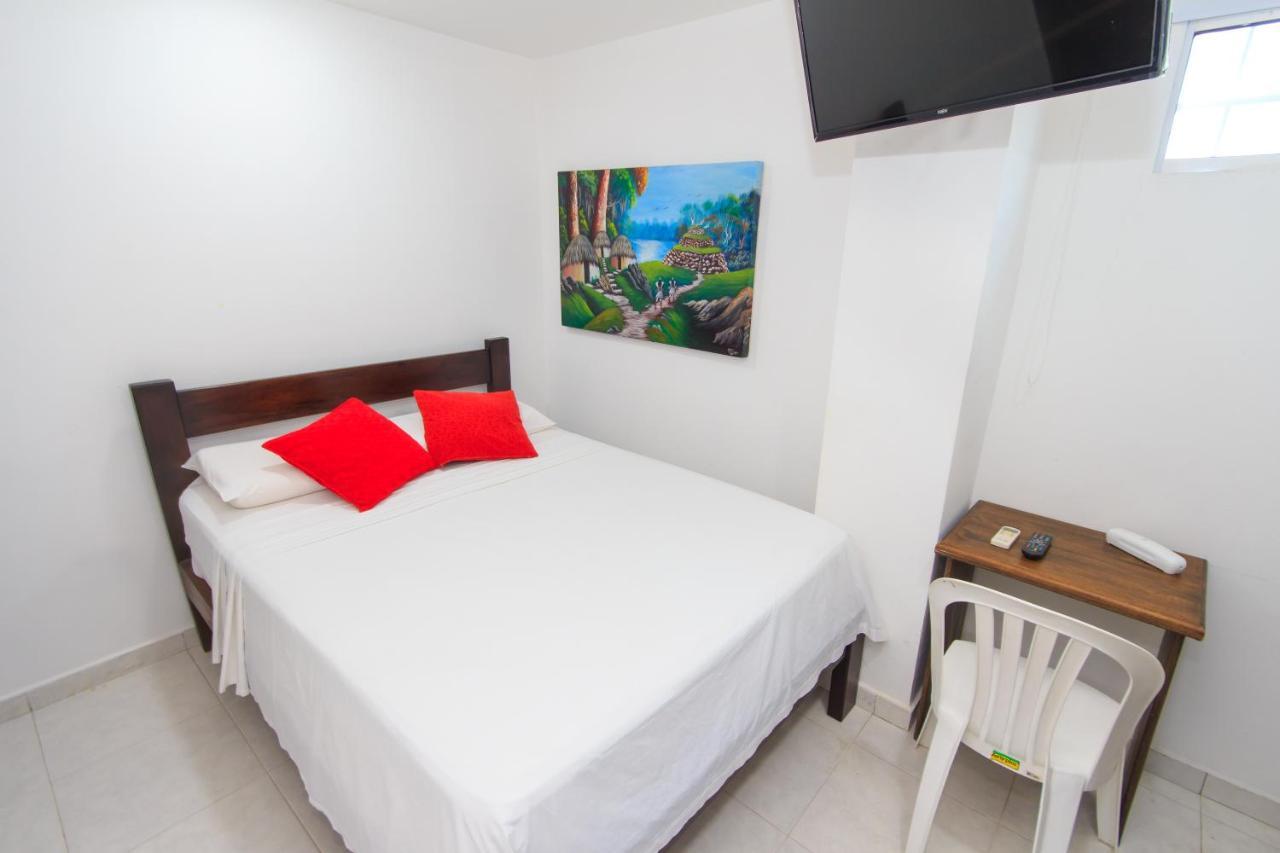 Hotel Marovi Санта-Марта Экстерьер фото